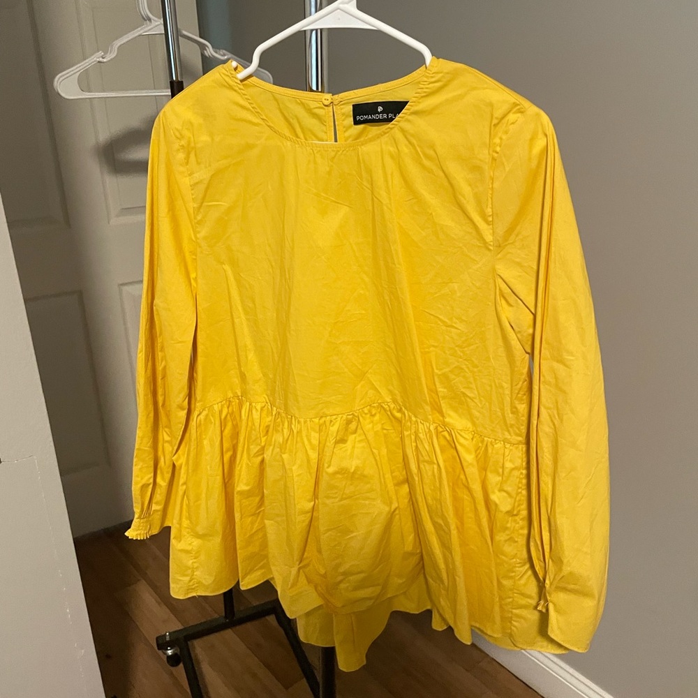 Tuckernuck Pomander Place top - size medium